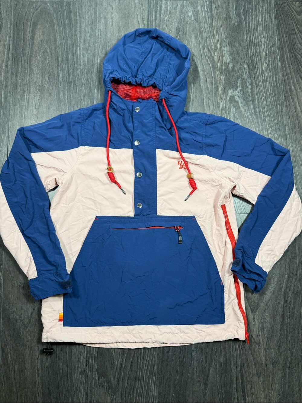 Colorblock Hooded Pullover Jacket in Blue and Light Pink
